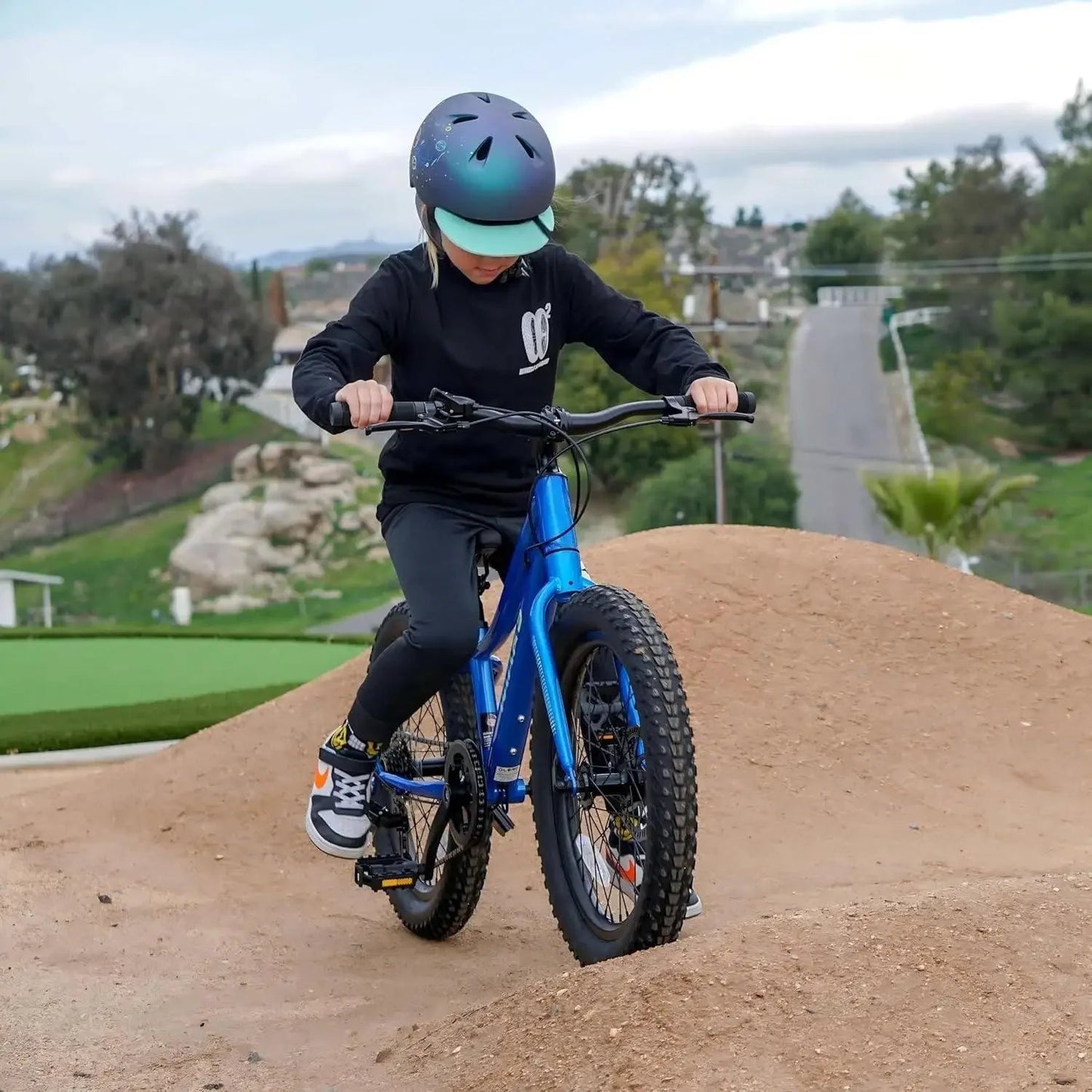Kids Mountain Bike, 20 24 Inch Fat Tire Bike for Teen Ages 6 - 14 Year Old, Bicycle with 2.8 - Inch Wide Tires and 6 Speed - Walmarkettt.com