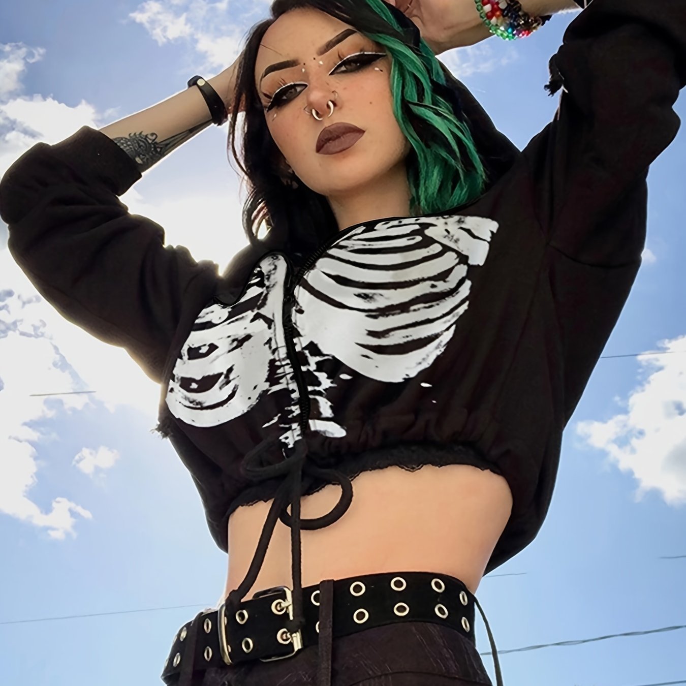 Women's Gothic Skull Print Casual Drawstring Short Hoodie Long Sleeve Top - Walmarkettt.com
