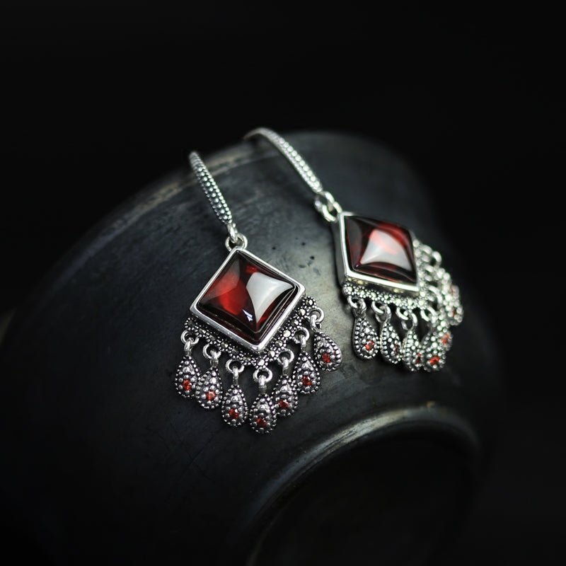 Women's Vintage Garnet Leaves New Year Earrings - Walmarkettt.com