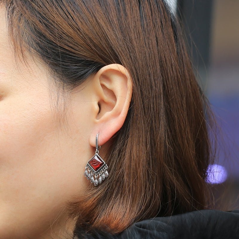 Women's Vintage Garnet Leaves New Year Earrings - Walmarkettt.com