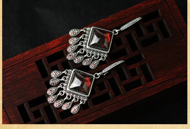 Women's Vintage Garnet Leaves New Year Earrings - Walmarkettt.com