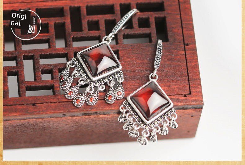 Women's Vintage Garnet Leaves New Year Earrings - Walmarkettt.com