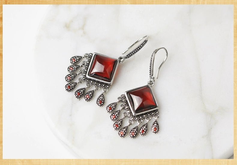 Women's Vintage Garnet Leaves New Year Earrings - Walmarkettt.com