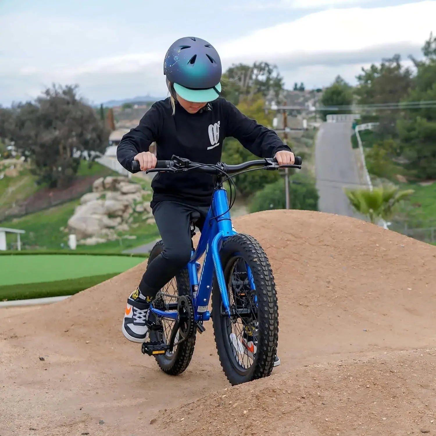 Kids Mountain Bike, 20 24 Inch Fat Tire Bike for Teen Ages 6 - 14 Year Old, Bicycle with 2.8 - Inch Wide Tires and 6 Speed - Walmarkettt.com